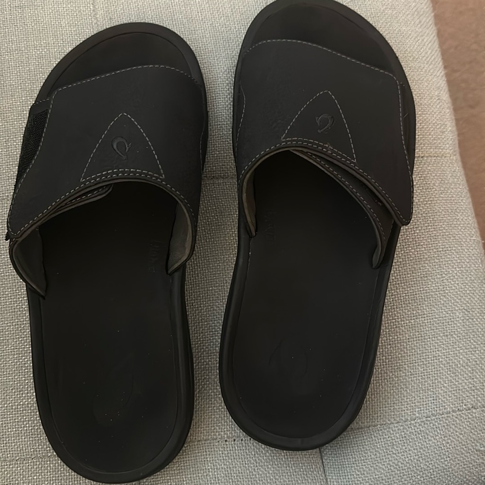 Men’s Slides size 10